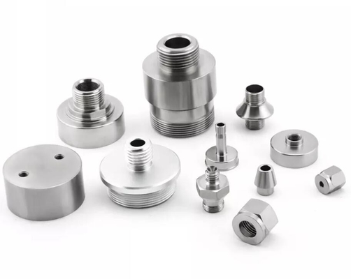 فولاد 1045 خدمات ماشینکاری CNC سفارشی تیتانیوم فرش قطعات CNC
