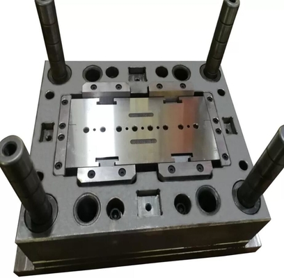 سازنده قالب تزریق پلاستیکی CNC