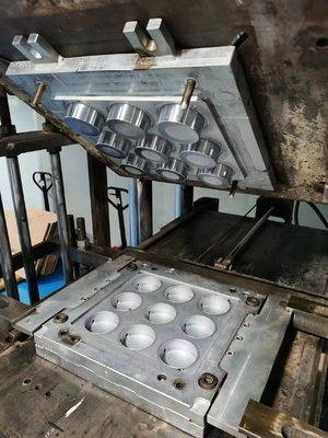 قالب گیری تزریقی سیلیکون مایع LSR پلاستیک CNC EDM حفره چندگانه